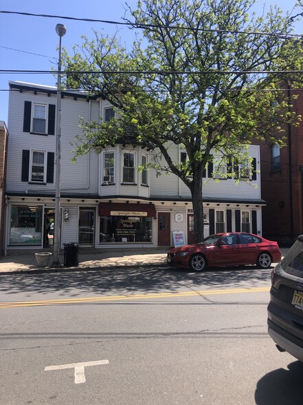 44 Main St, Flemington, NJ for lease - Building Photo - Image 2 of 5