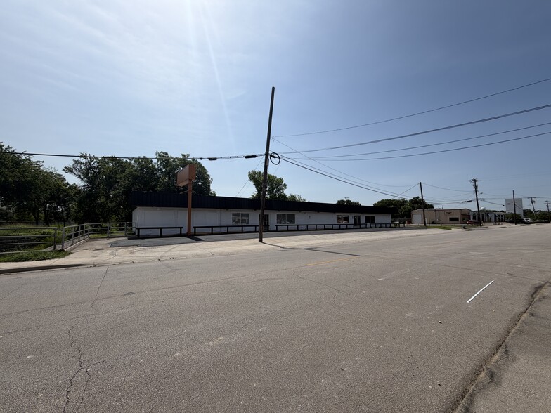 1010 N Tennessee St, McKinney, TX for sale - Building Photo - Image 2 of 16