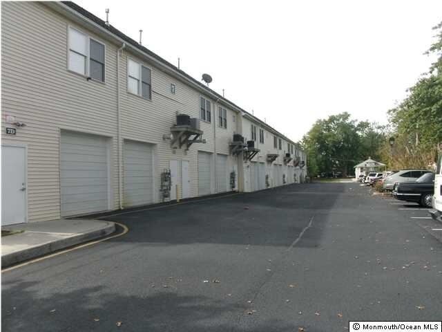 1301 Corlies Ave, Neptune, NJ à louer - Photo du bâtiment - Image 2 de 4