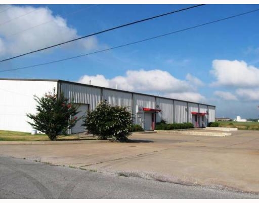 280 Airport Rd, Siloam Springs, AR for sale - Building Photo - Image 1 of 1