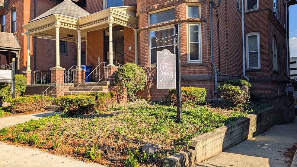 383 Orange St, New Haven, CT for lease - Building Photo - Image 3 of 25