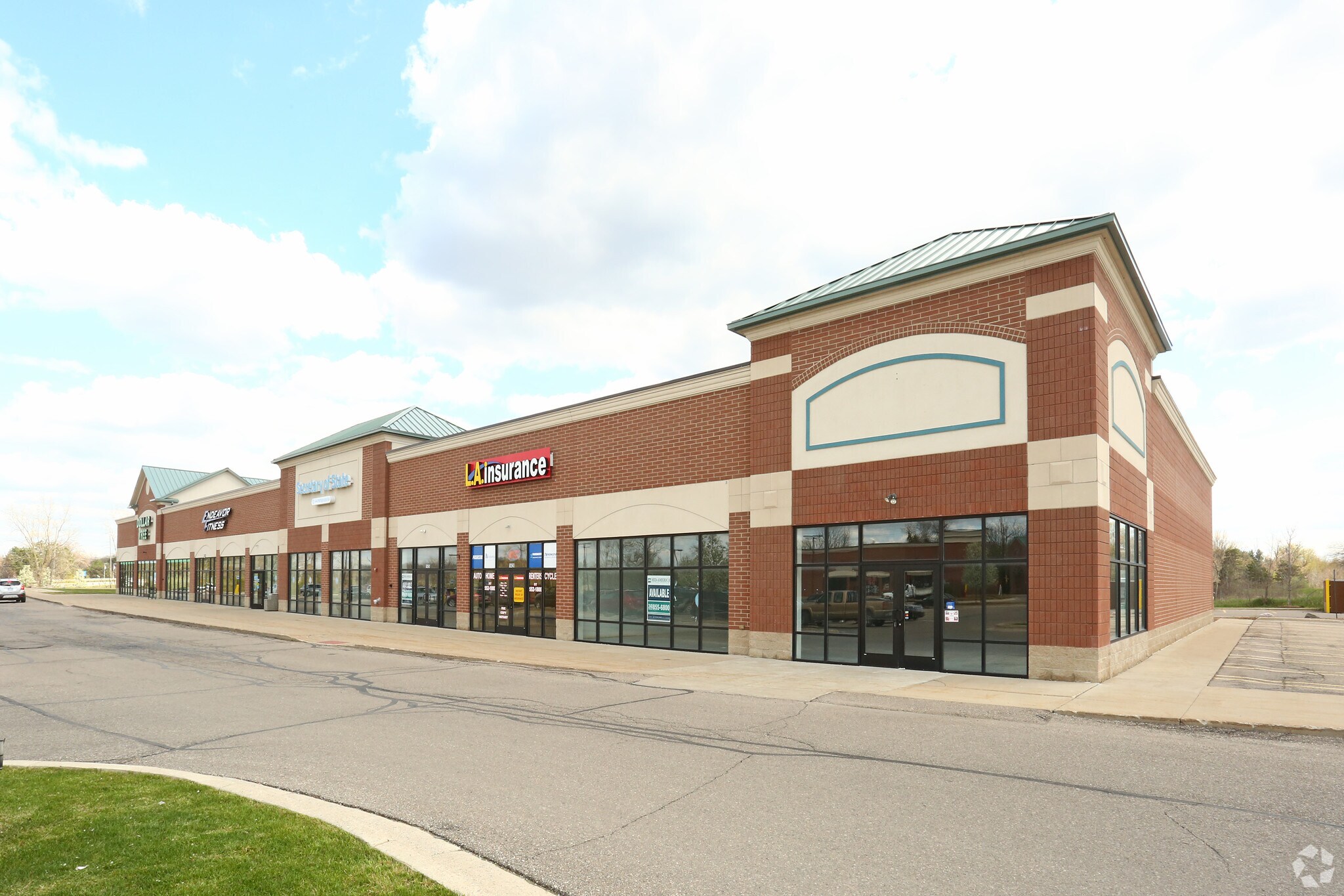 1400 Lawson Dr, Howell, MI for lease Primary Photo- Image 1 of 6