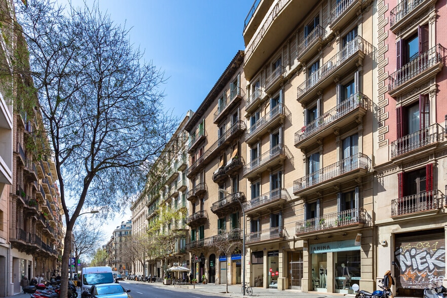 Carrer del Rosselló, 231, Barcelona, Barcelona for lease - Building Photo - Image 3 of 5