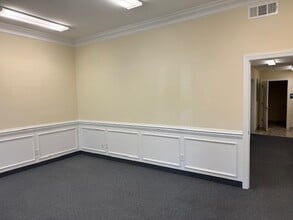 37 W Fairmont Ave, Savannah, GA à louer Photo intérieure- Image 1 de 6