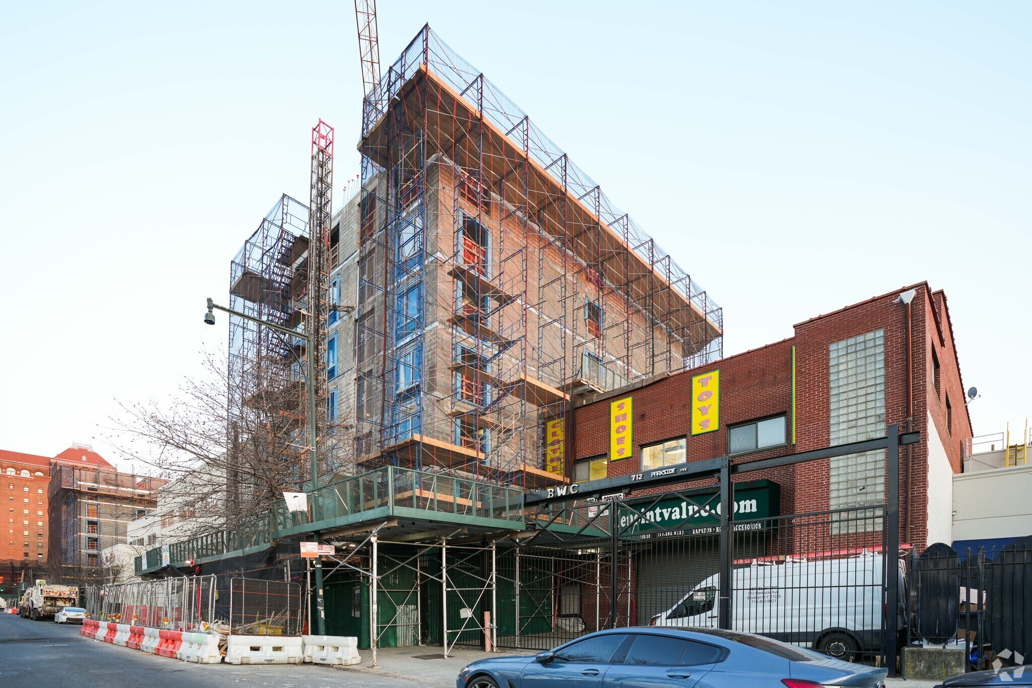 329 Clarkson Ave, Brooklyn, NY for lease Primary Photo- Image 1 of 5