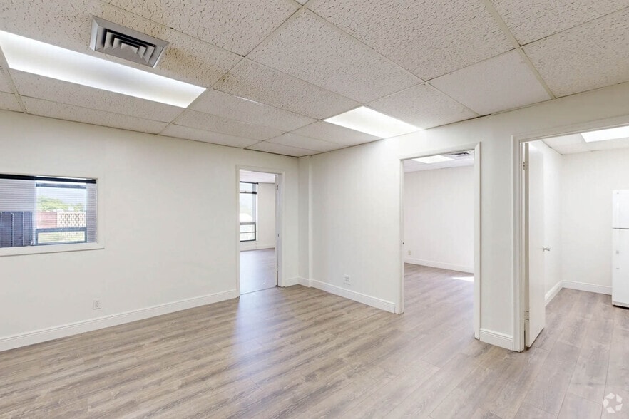 2500 Hollywood Blvd, Hollywood, FL for lease - Matterport 3D Scan - Image 3 of 14