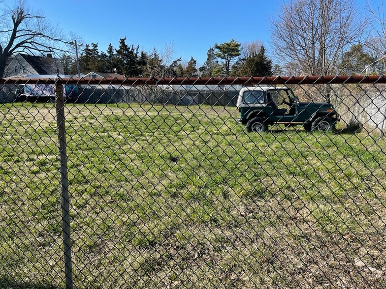 0 Suffolk Ave, Brentwood, NY for lease - Primary Photo - Image 3 of 4