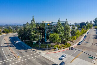 900 Canterbury Pl, Escondido, CA - AERIAL map view