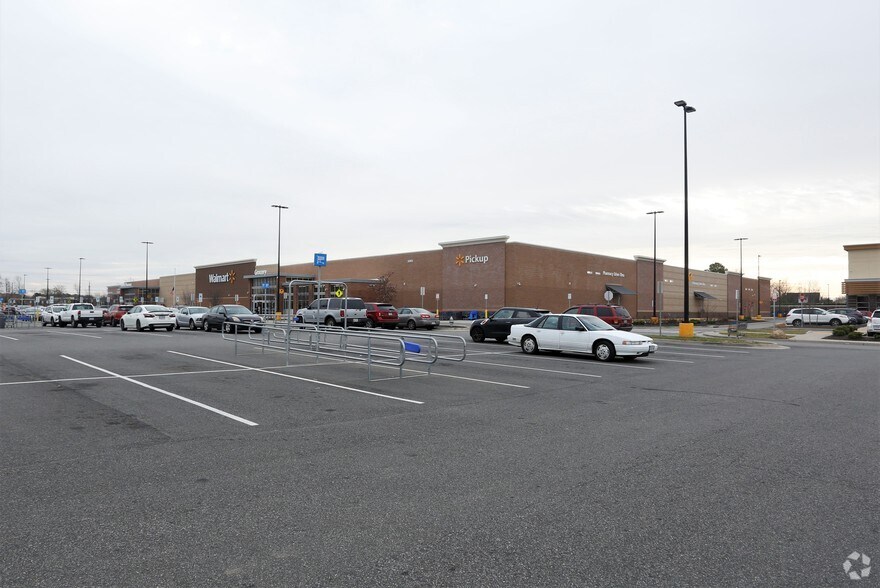 4869-4919 Nine Mile Rd, Richmond, VA à louer - Photo principale - Image 2 de 4