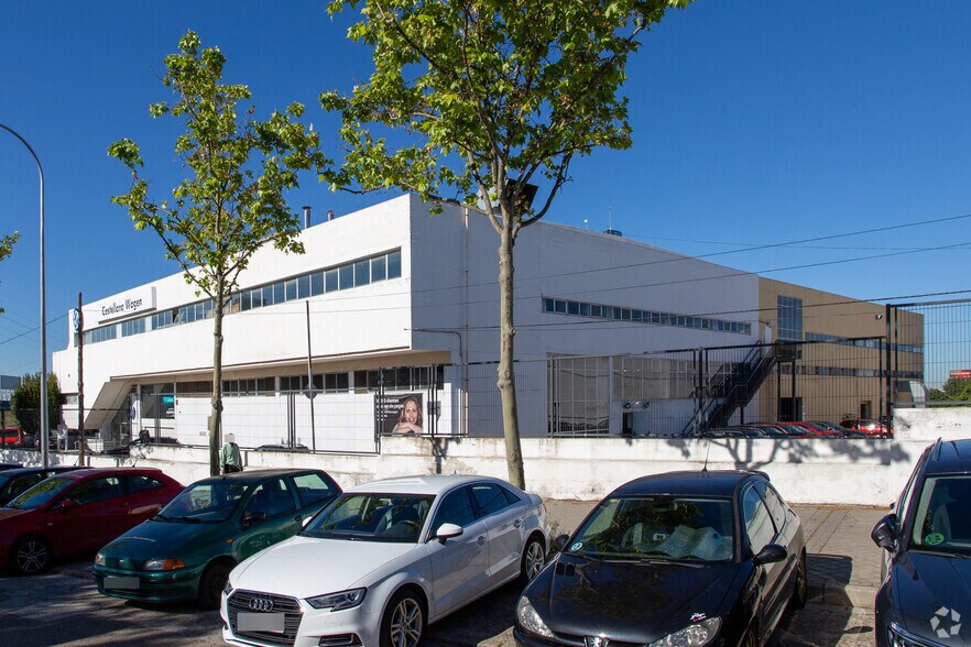 Industriel dans Madrid, Madrid à louer - Photo du bâtiment - Image 2 de 4