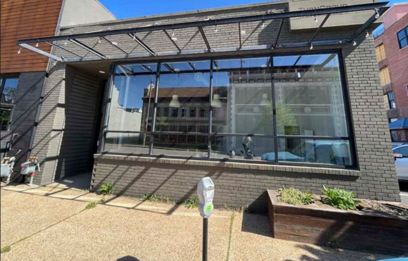 2811 & 2815 Locust St portefeuille de 2 propriétés à vendre sur LoopNet.ca - Photo du bâtiment - Image 2 de 11