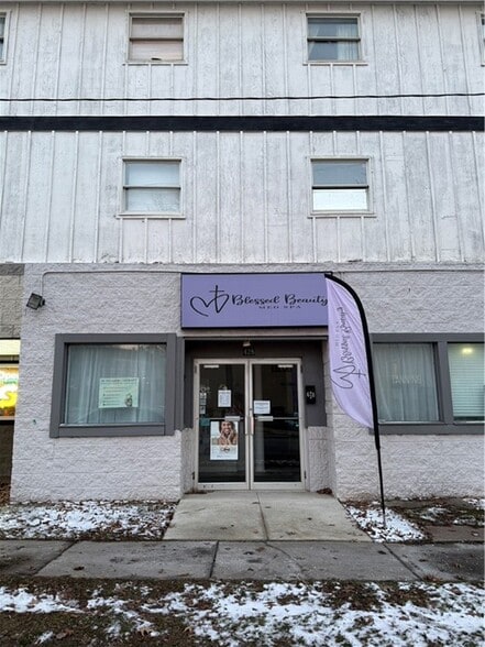 428 Main St, Slippery Rock, PA for lease - Building Photo - Image 1 of 5