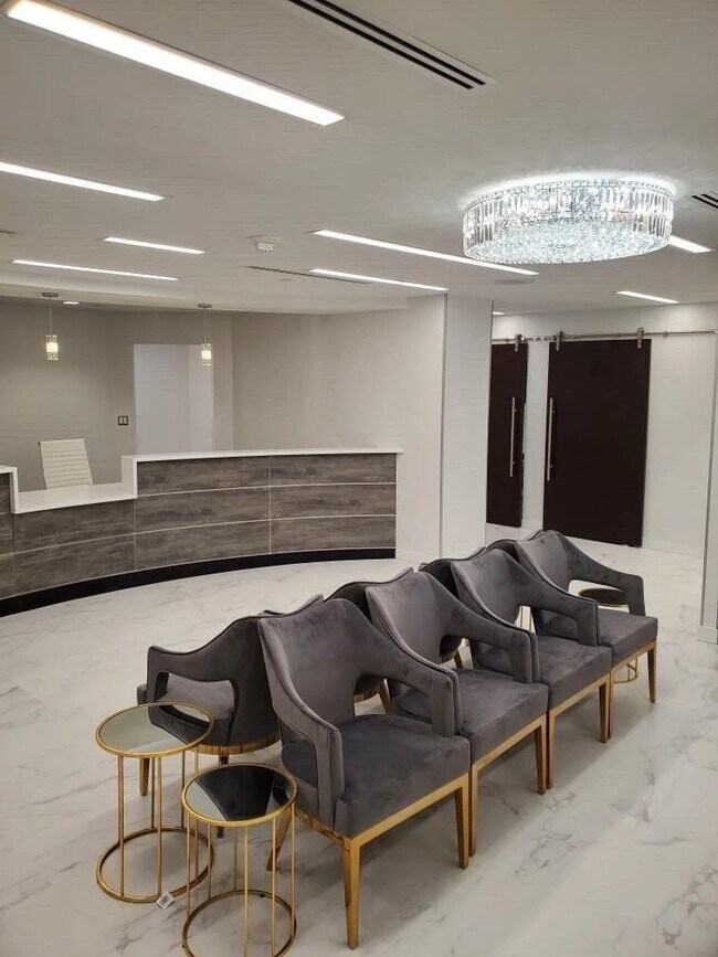 Plus de détails pour 8200 Greensboro Dr, Mc Lean, VA - Bureau à louer