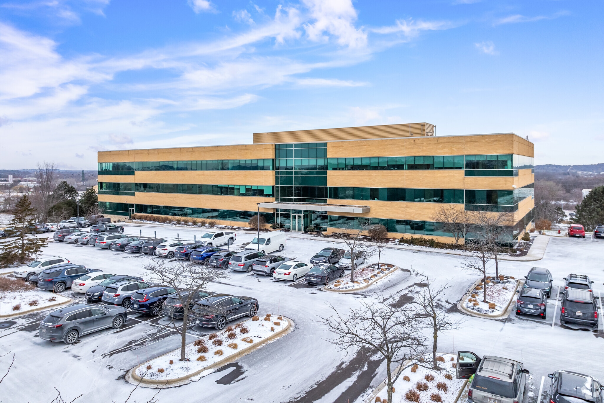 Ridgeview Parkway Offices portfolio of 2 properties for sale on LoopNet.ca Building Photo- Image 1 of 18