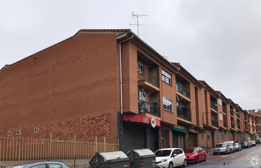 Calle Nieves, 21, Segovia, Segovia for lease - Primary Photo - Image 1 of 2