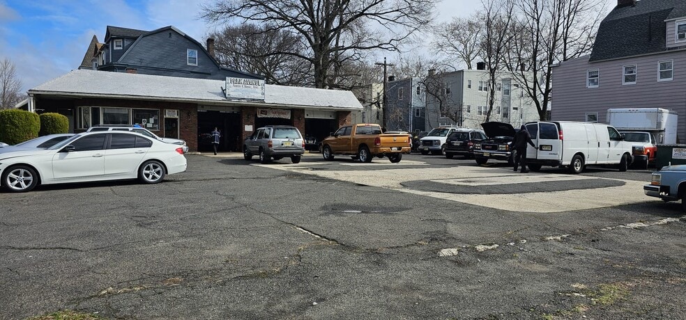 44 Park Ave, East Orange, NJ for sale - Building Photo - Image 3 of 4