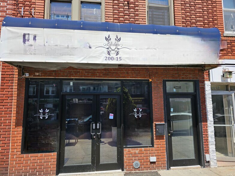 200-15 Linden Blvd, Saint Albans, NY à louer - Photo du bâtiment - Image 1 de 3