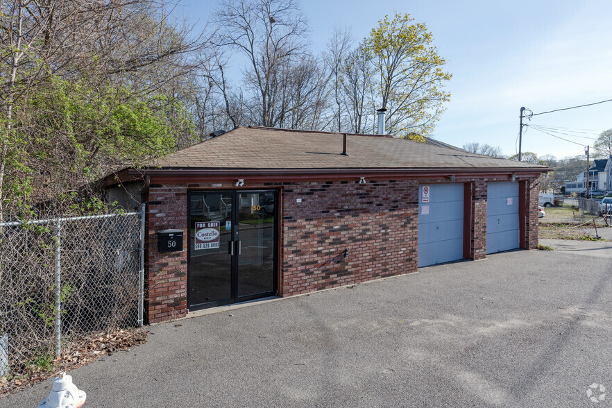 50 Fisher St, North Attleboro, MA à vendre - Photo principale - Image 1 de 1