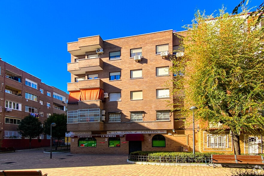 Calle Núñez de Balboa, 12, Leganés, Madrid à vendre - Photo du bâtiment - Image 2 de 2