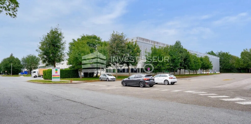 Flex in BUSSY-SAINT-GEORGES for lease - Building Photo - Image 3 of 3