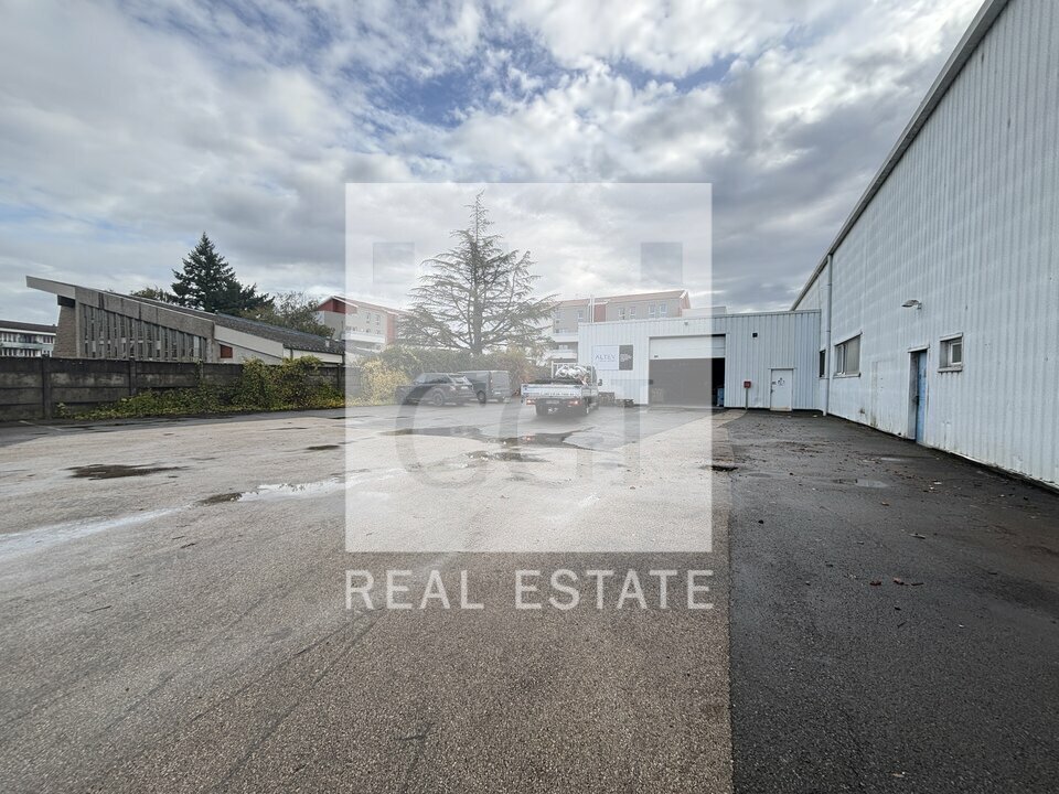 Flex in Belleville for lease Building Photo- Image 1 of 13