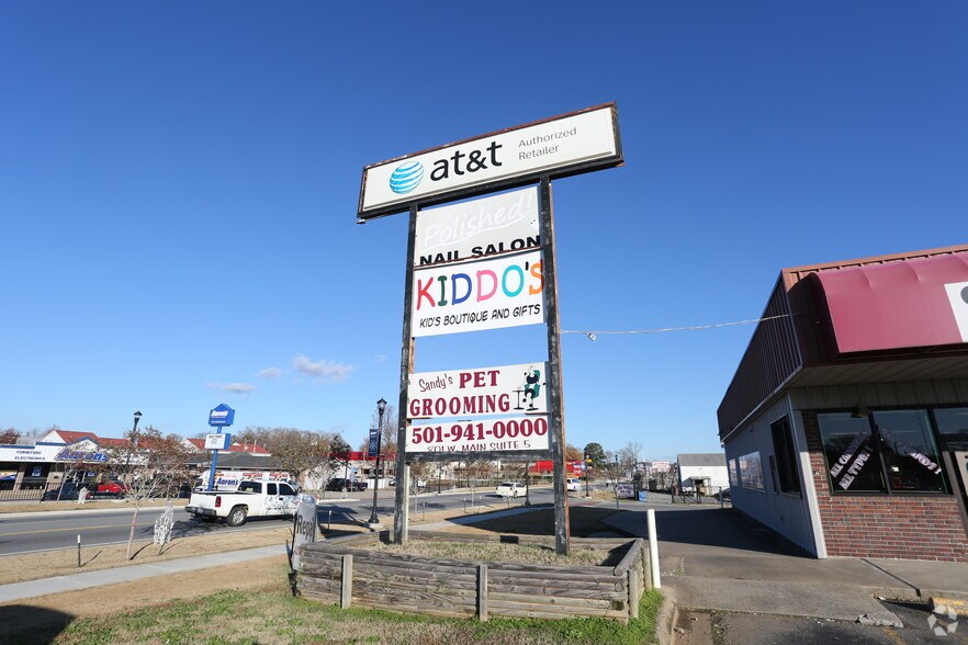 801 W Main St, Cabot, AR à vendre - Photo du bâtiment - Image 2 de 3