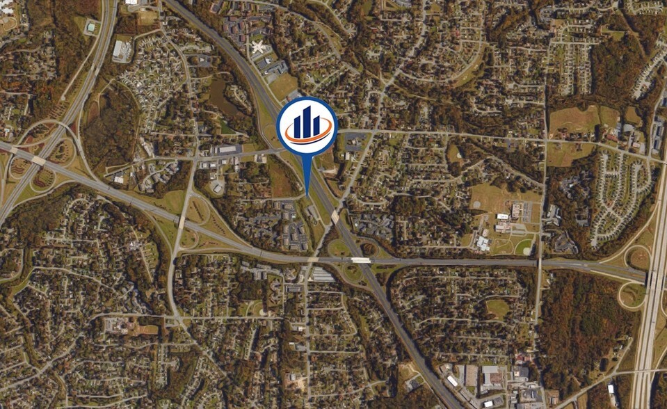 1348 Tolar Dr, Greensboro, NC for sale - Building Photo - Image 3 of 17