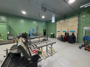 81 Elm St, Biddeford, ME à louer Photo intérieure- Image 2 de 4