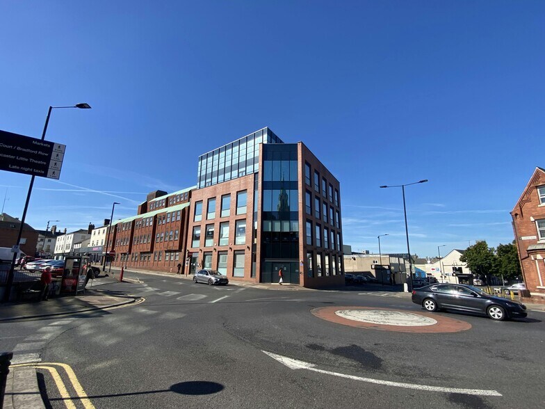14 Princes St, Doncaster à louer - Photo du bâtiment - Image 2 de 7