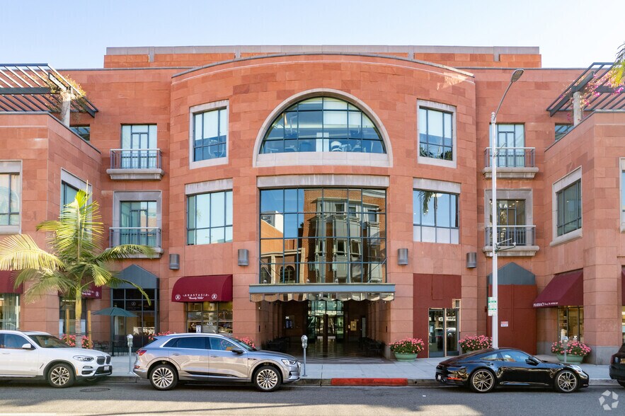 428-444 N Bedford Dr, Beverly Hills, CA à louer - Photo du bâtiment - Image 2 de 5