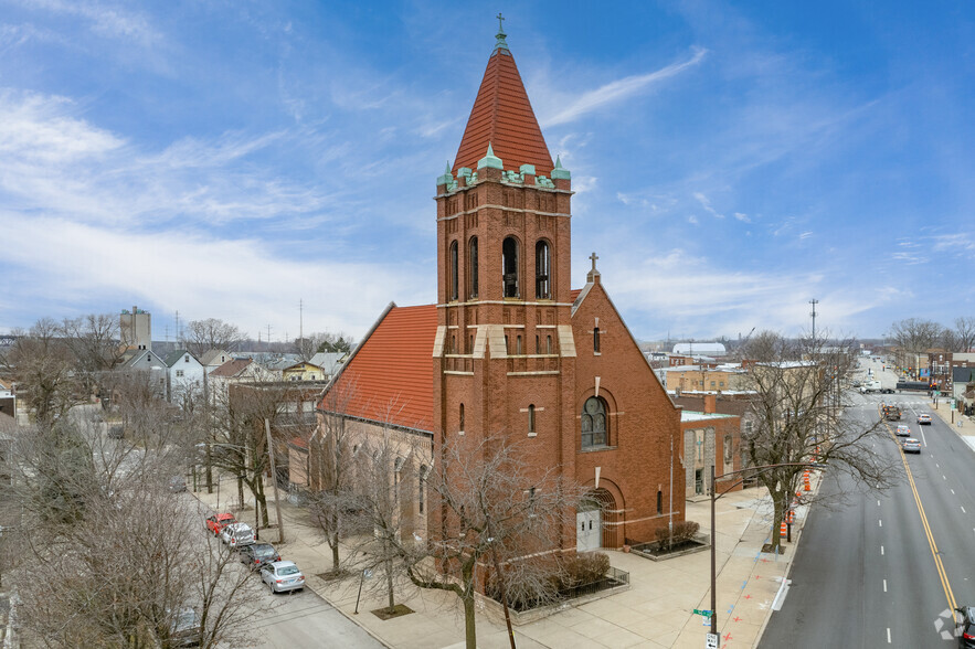 9546 S Ewing Ave, Chicago, IL à vendre - Photo du bâtiment - Image 1 de 6