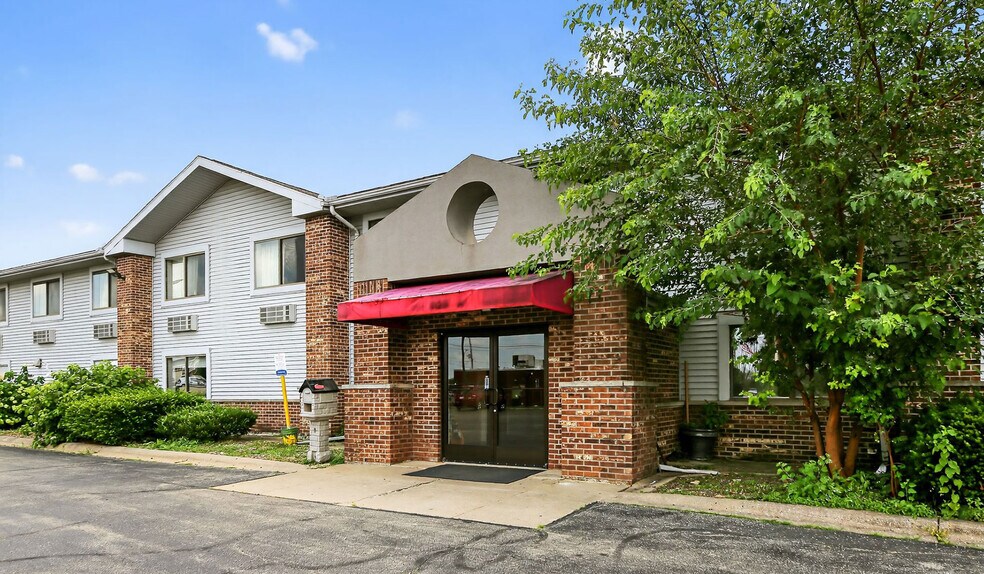 2200 N Main St, Princeton, IL à vendre - Photo du bâtiment - Image 3 de 16