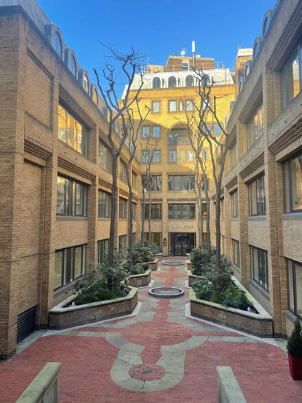 7 Curzon St, London for lease - Building Photo - Image 3 of 12