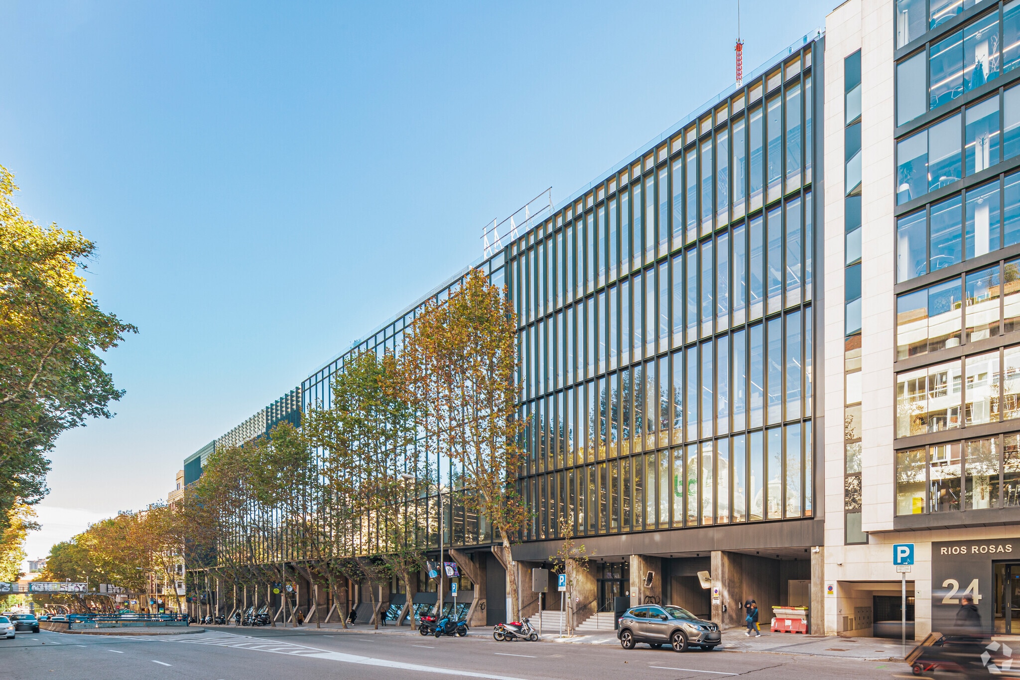 Calle de Ríos Rosas, 26, Madrid, Madrid à louer Photo principale- Image 1 de 4