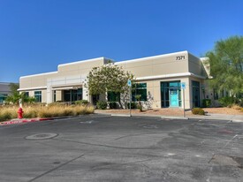 7371 Prairie Falcon Rd, Las Vegas NV - Services immobiliers commerciaux