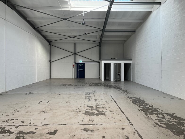 Erica Rd, Milton Keynes for lease - Building Photo - Image 3 of 4