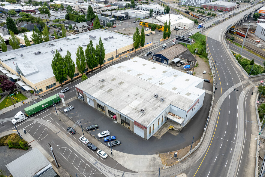 1901-1907 SE Grand Ave, Portland, OR for sale - Building Photo - Image 3 of 53