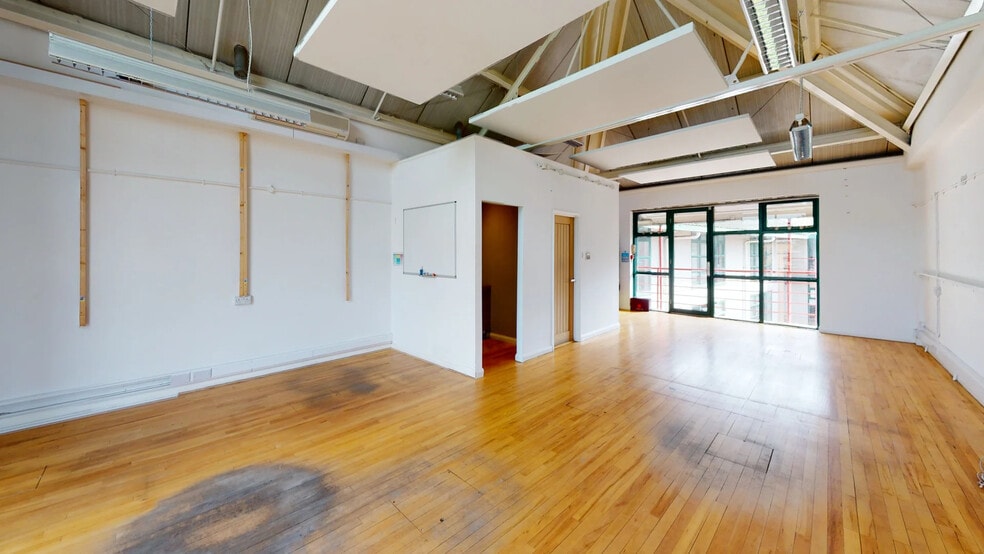 535 Kings Rd, London for lease - Matterport 3D Scan - Image 2 of 29