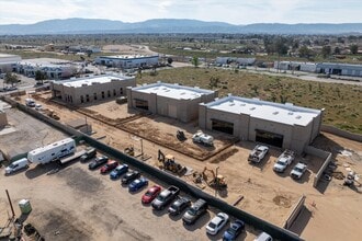 1133 W Avenue J12, Lancaster, CA for lease Interior Photo- Image 1 of 23