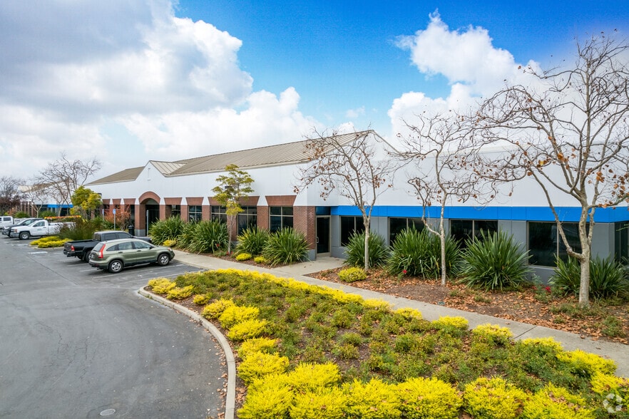 1145 Atlantic Ave, Alameda, CA for lease - Primary Photo - Image 1 of 8