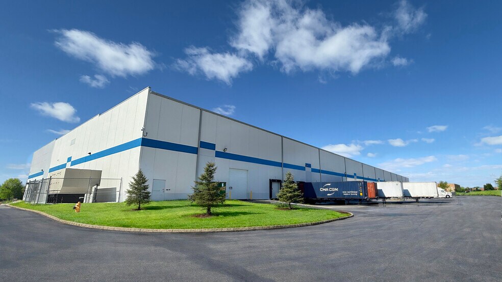 2500 Emrick Blvd, Bethlehem, PA à louer - Photo du bâtiment - Image 3 de 6