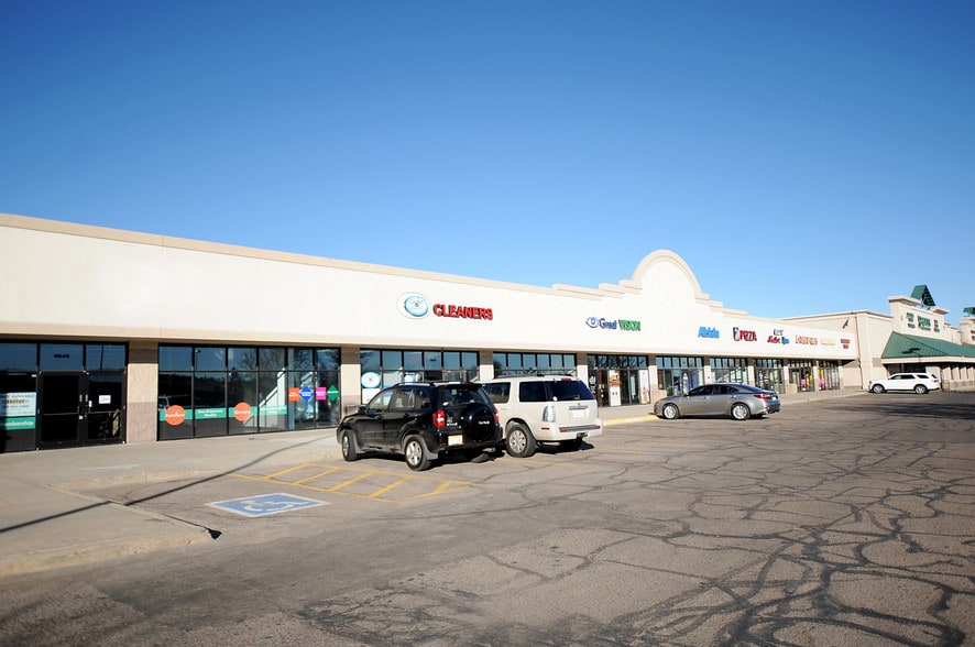 9801-9845 S Parker Rd, Parker, CO for lease - Building Photo - Image 3 of 5