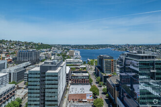 425 Westlake Ave N, Seattle, WA - aerial  map view