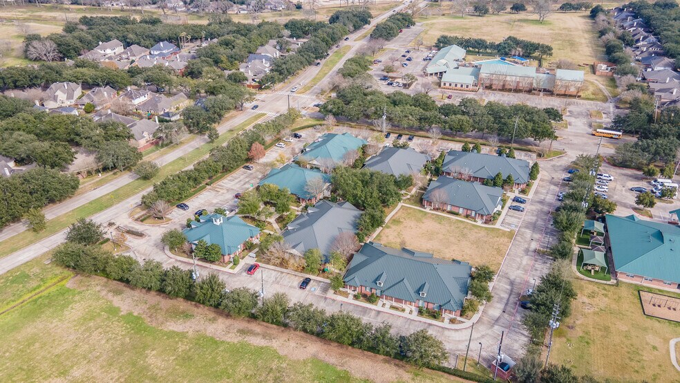 4501 Cartwright Rd, Missouri City, TX à vendre - Photo du bâtiment - Image 3 de 13