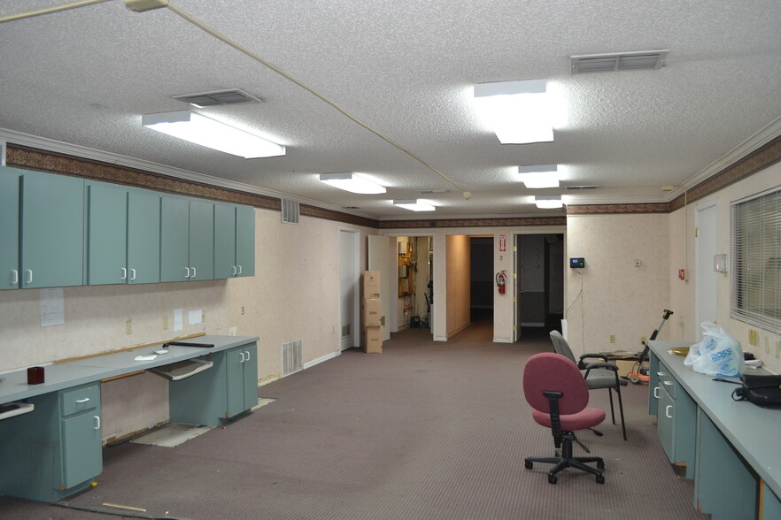 200 W Lyon St, Laredo, TX à vendre - Photo du bâtiment - Image 3 de 5