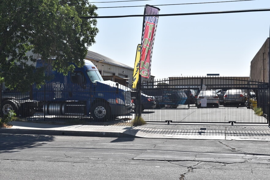 45240 N Trevor Ave, Lancaster, CA for sale - Building Photo - Image 2 of 18