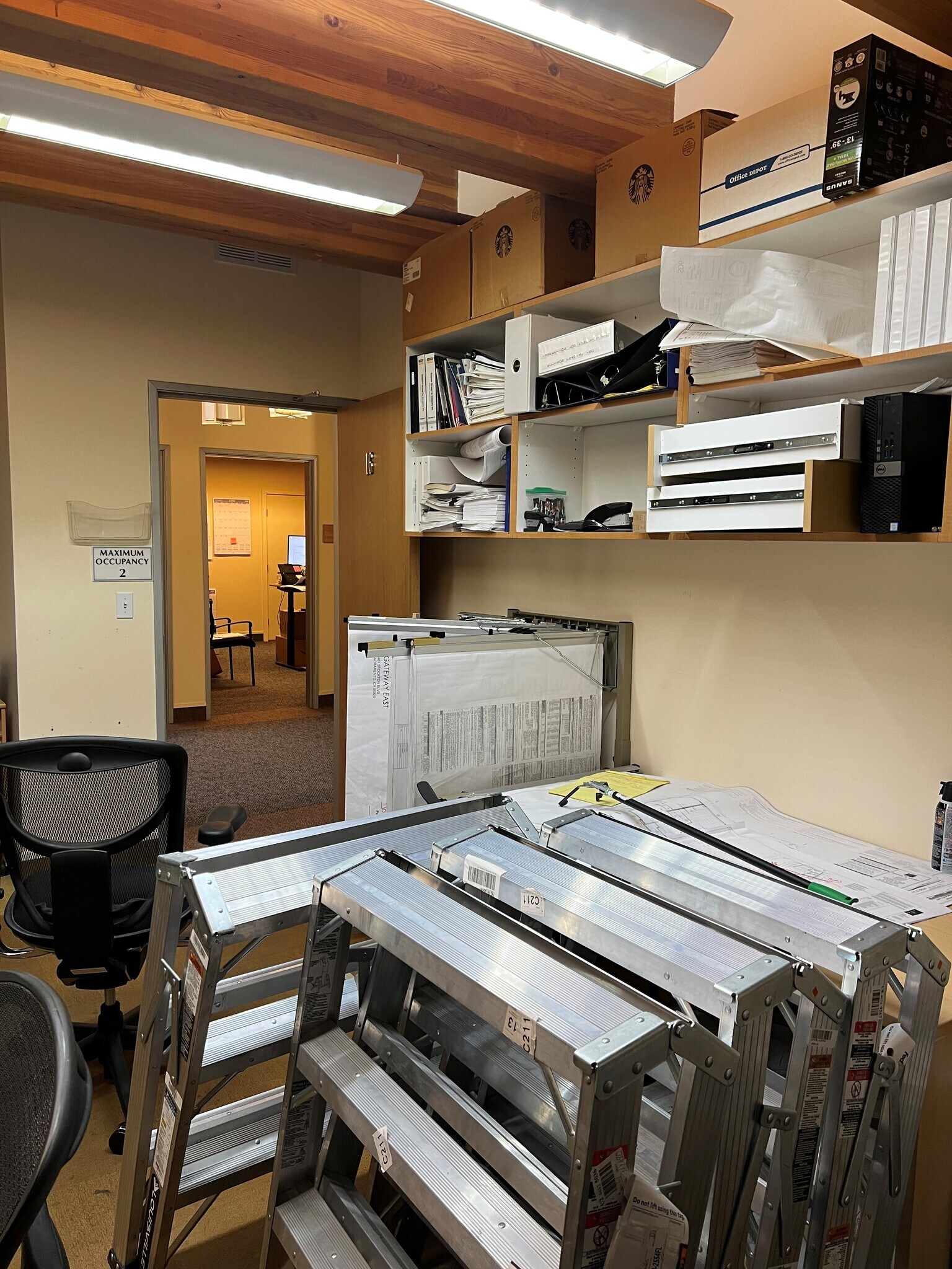 160 Guthrie Ln, Brentwood, CA for lease Interior Photo- Image 1 of 3