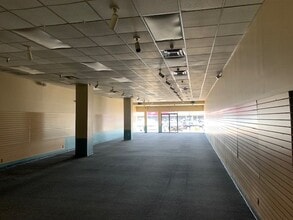 4255 W Thunderbird Rd, Phoenix, AZ for lease Building Photo- Image 2 of 2