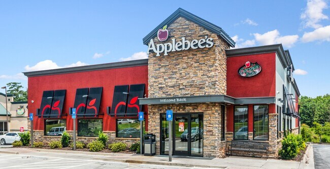 Plus de détails pour 550 Thornton Rd, Lithia Springs, GA - Commerce de détail à vendre