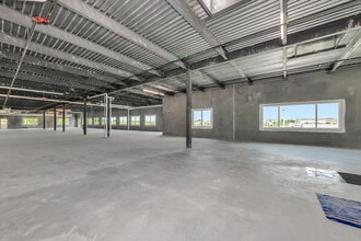 2851 Height St, Sarasota, FL for lease Building Photo- Image 2 of 5
